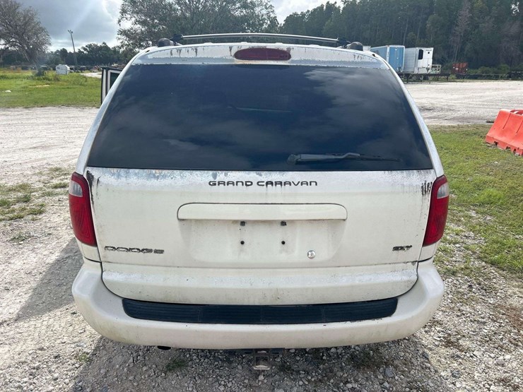 2005-dodge-grand-caravan-image-22