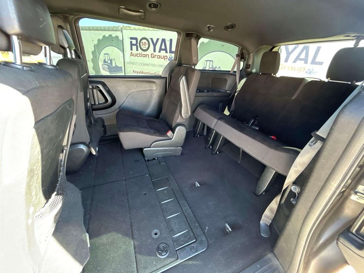 2018-dodge-grand-caravan-se-image-20