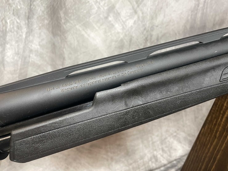 #2015-•-winchester-sxp-12-ga.-pump-action-shotgun,-sn:-tr6022-051949sp-image-18