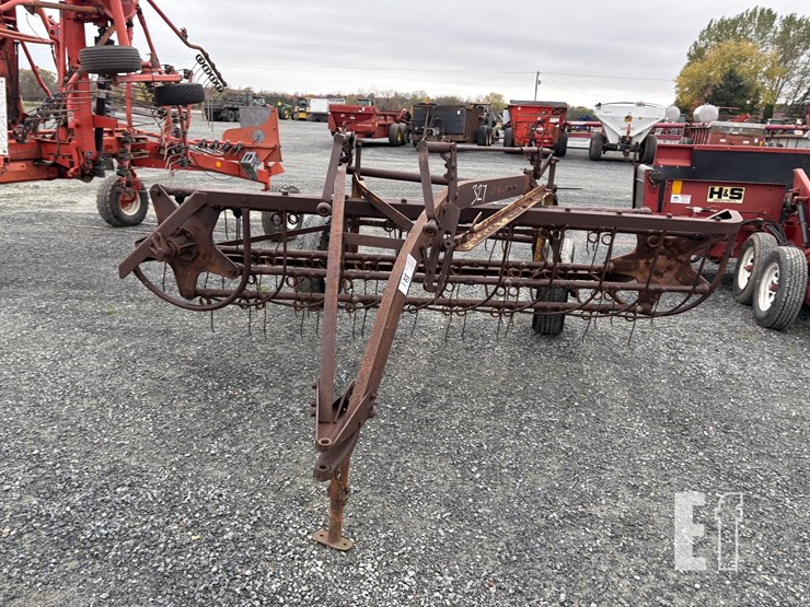 new-holland-55-image-2