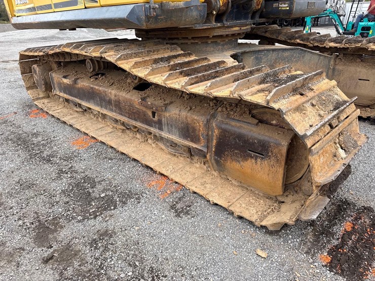 2015-kobelco-sk350-lc-9-image-10