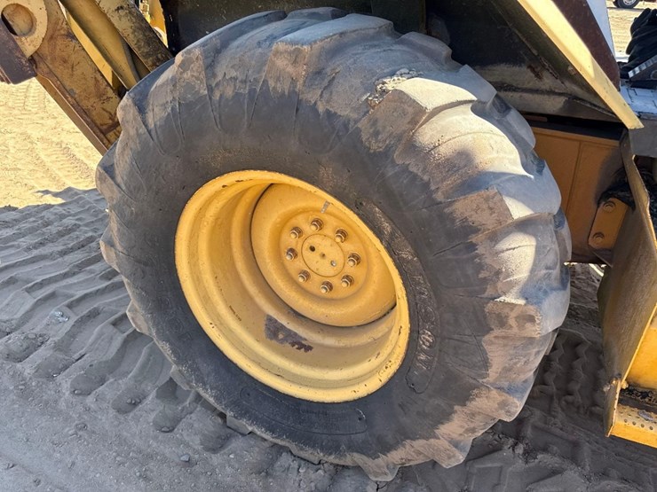 1993-caterpillar-416b-image-12