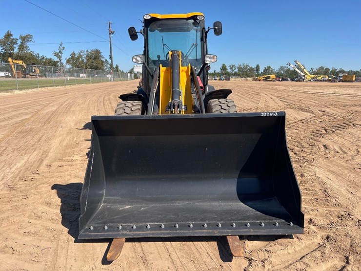 jcb-409t4-wheel-loader-image-7