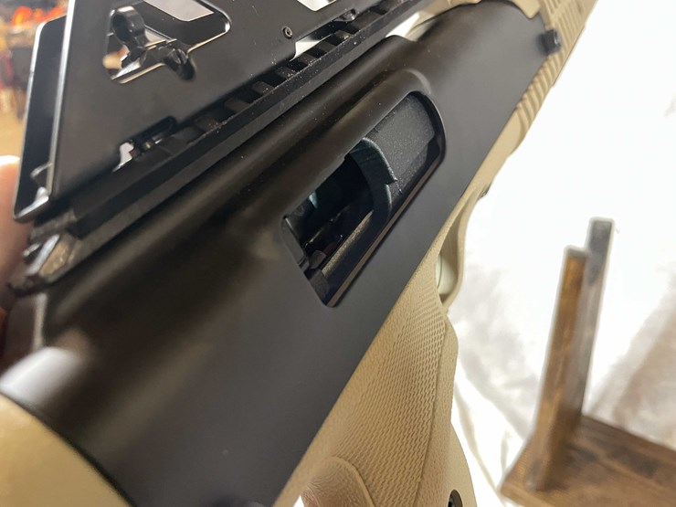 #2042-•-hi-point-carbine-45-auto-semi-auto-rifle,-sn:-r125884-image-25