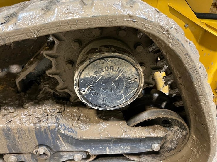 2023-deere-333g-image-14