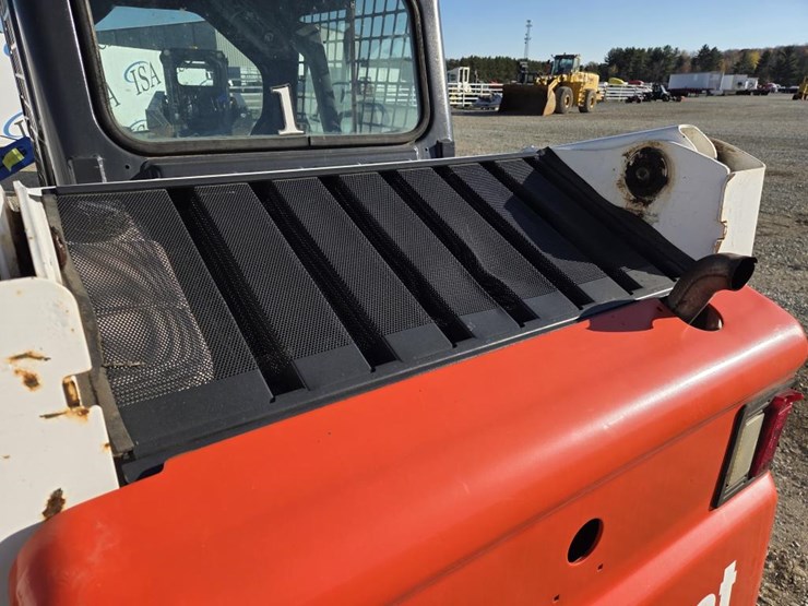 2003-bobcat-s160-image-26