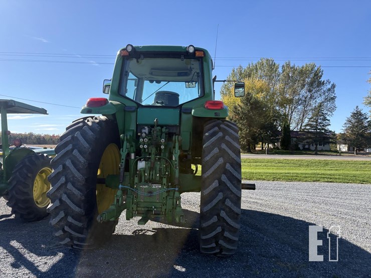 2004-john-deere-7420-image-9