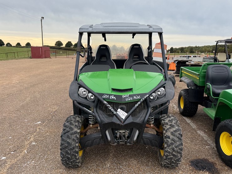 john-deere-gator-image-2