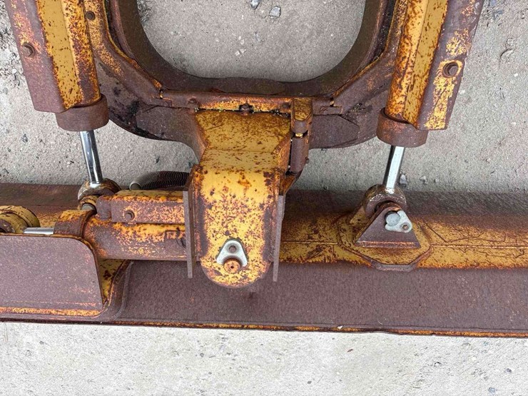 caterpillar-d3c-lgp-image-12