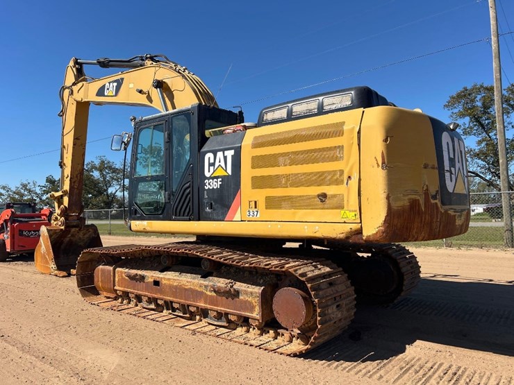 2016-caterpillar-336fl-image-2