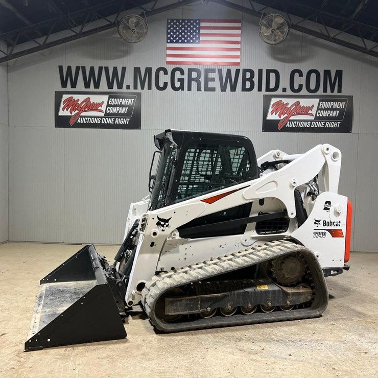 2023 BOBCAT T740
