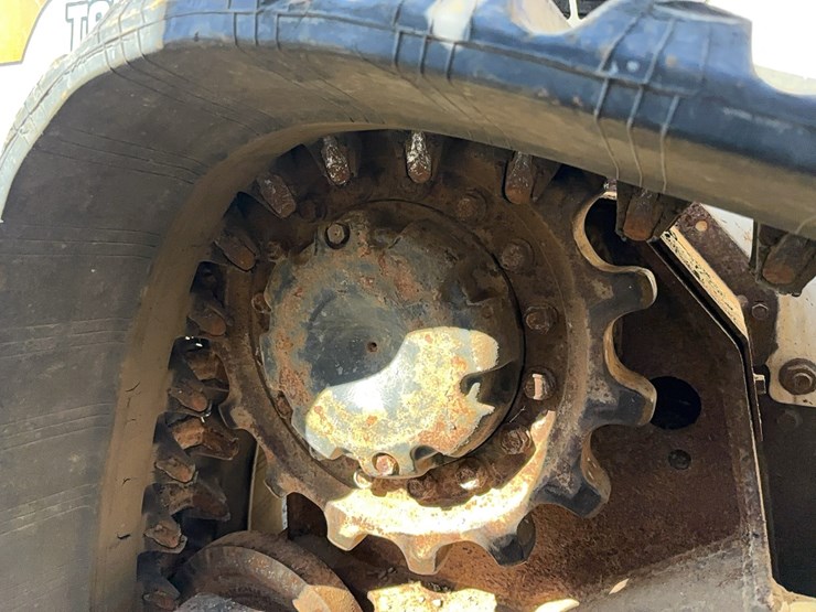 2019-bobcat-t650-image-8