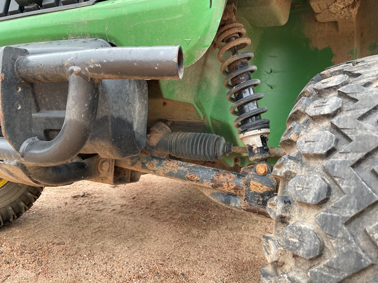 john-deere-gator-image-10