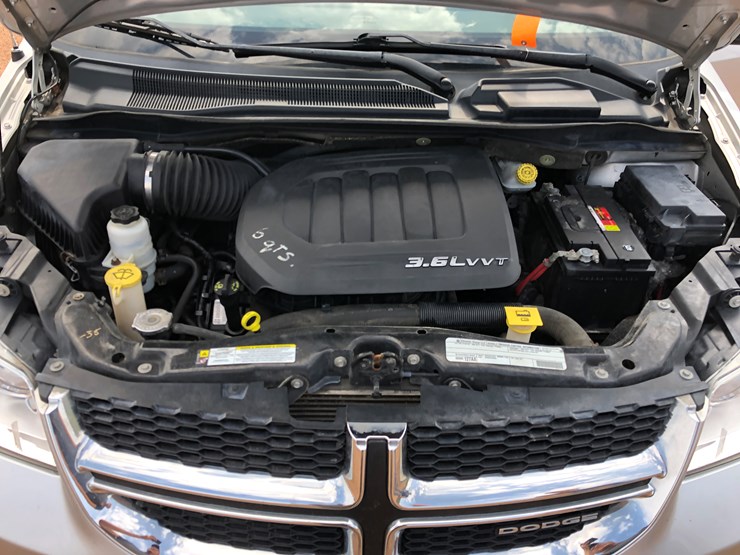 2011-dodge-grand-caravan-image-20