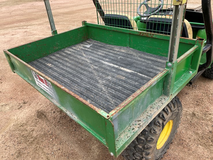 john-deere-gator-image-12