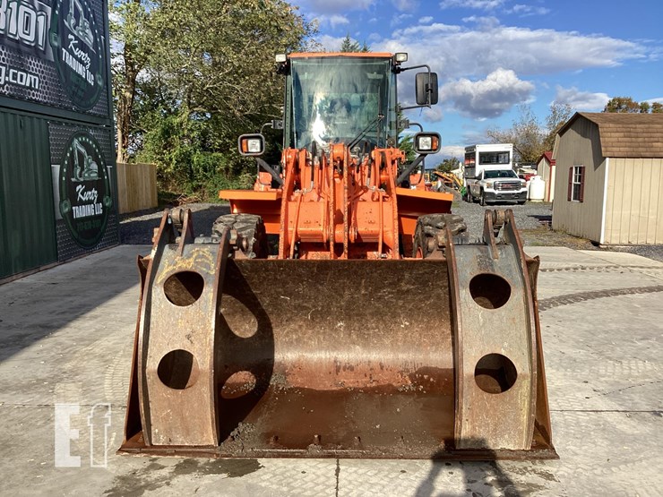 2017-doosan-dl250-5-image-7