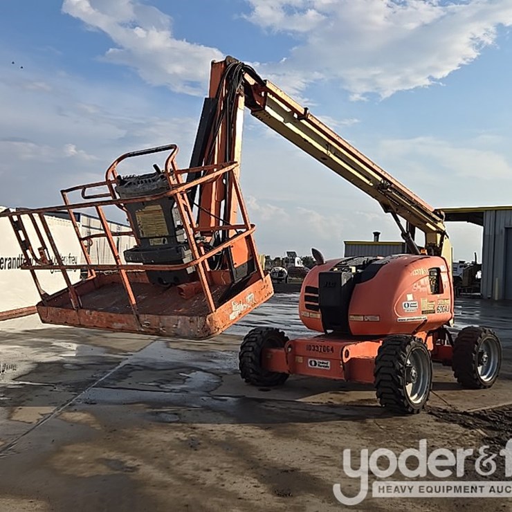 2015 JLG 600AJ