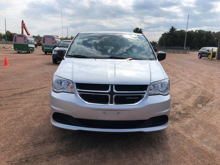 2011-dodge-grand-caravan-image-7