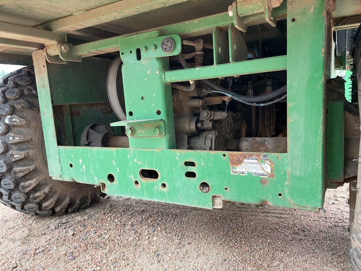 john-deere-gator-image-16