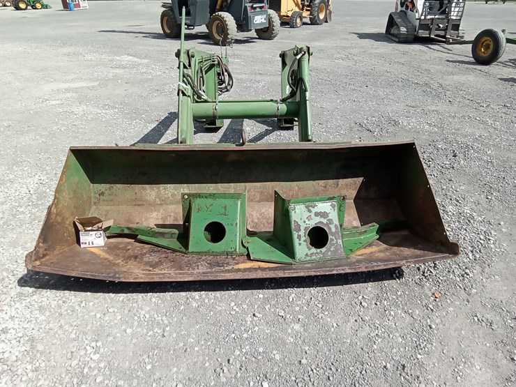 john-deere-148-image-5