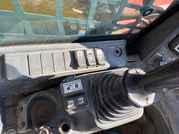 takeuchi-tl8r2-image-12