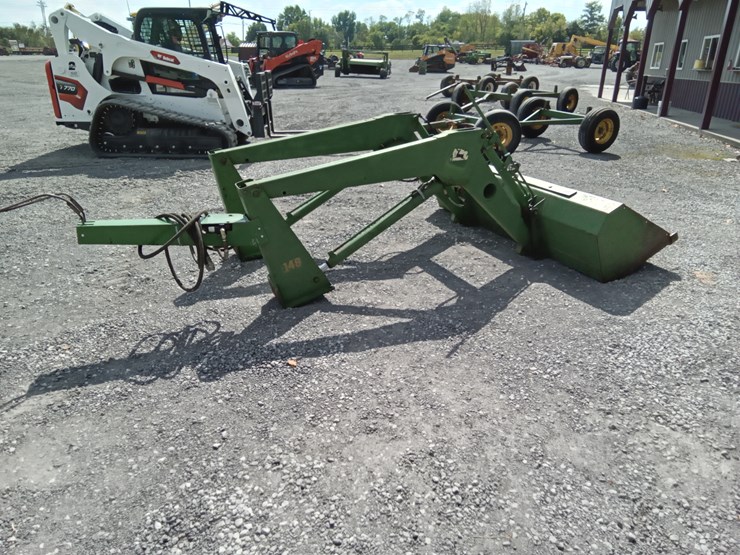 john-deere-148-image-7