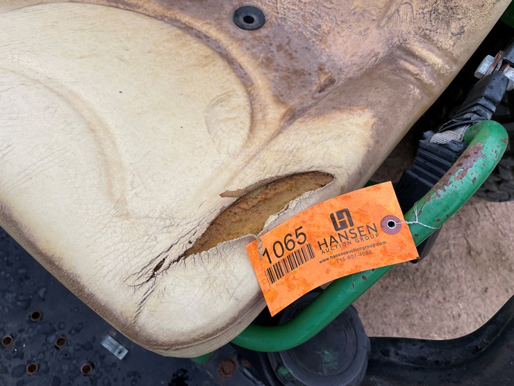 john-deere-gator-image-31