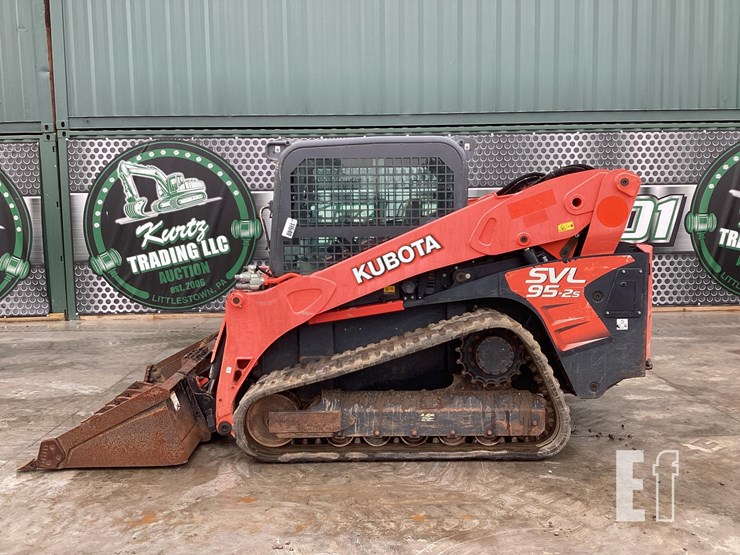2019-kubota-svl95-2s-image-1