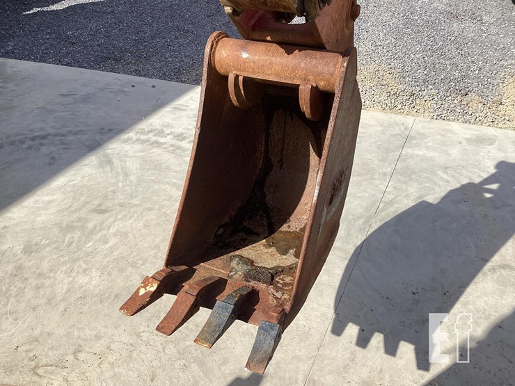 2015-deere-310k-image-11