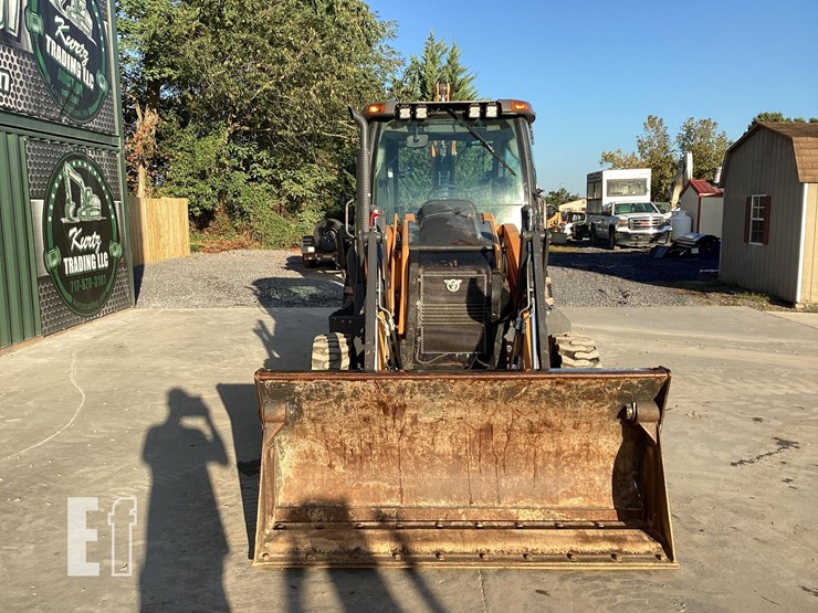 2023-case-580sn-image-8