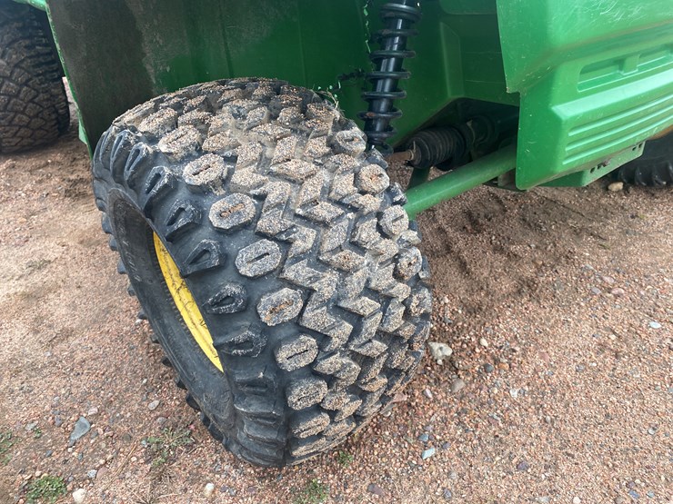 john-deere-gator-image-26