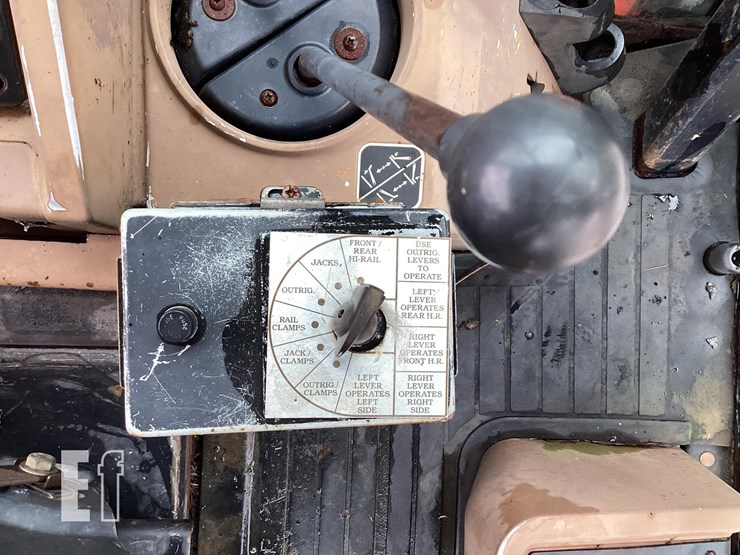 1996-deere-310d-image-17