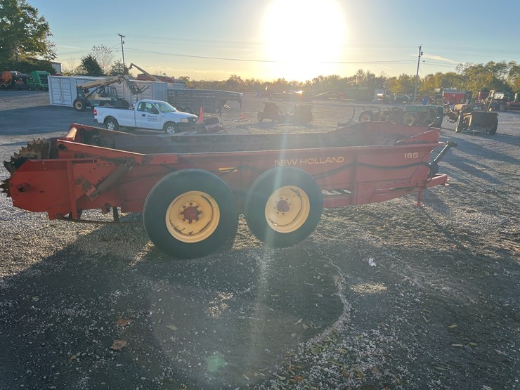 new-holland-185-image-7