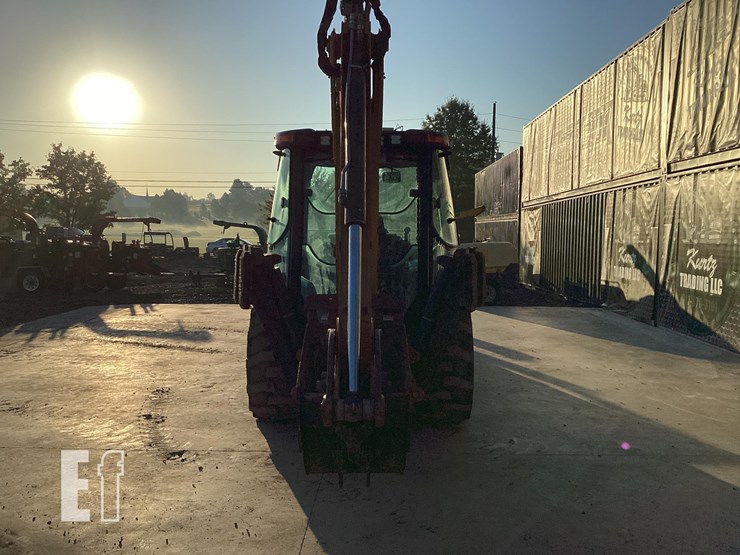 2022-case-580sn-image-3