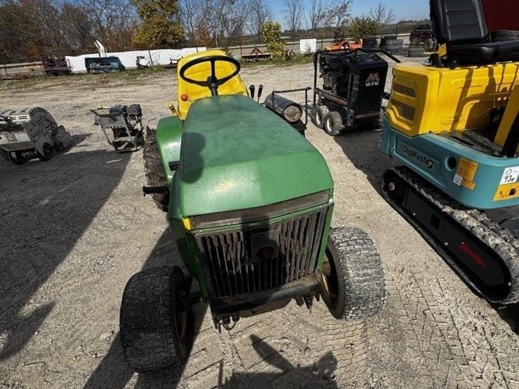 john-deere-400-image-6