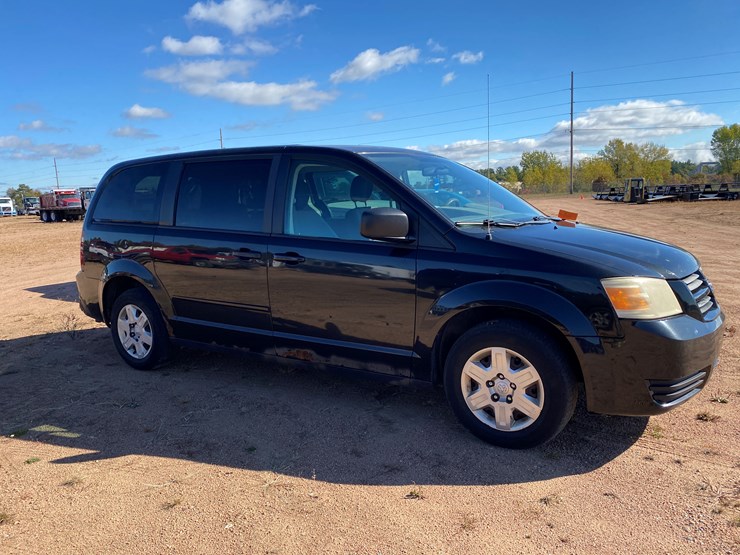 2009-dodge-grand-caravan-se-image-4