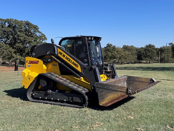 2024-new-holland-c362-image-2