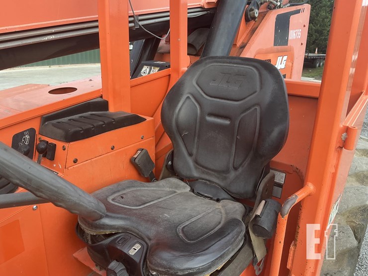 2018-sky-trak-10054-image-12