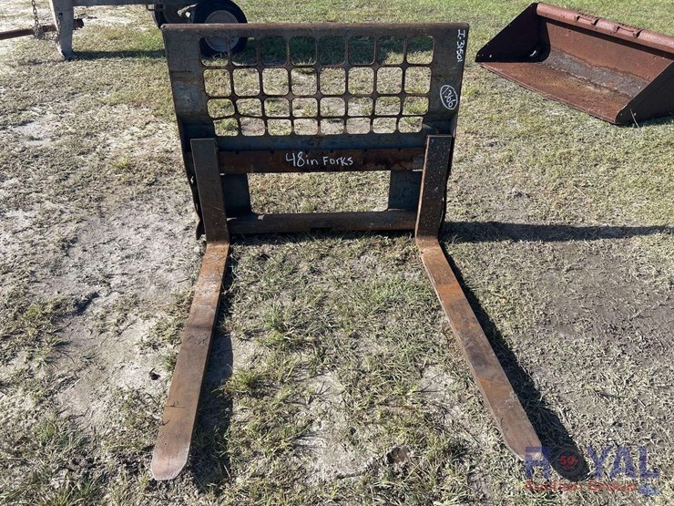 48in-pallet-fork-and-frame-skid-steer-attachment-image-5