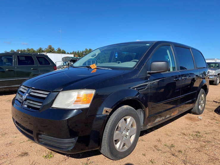2009-dodge-grand-caravan-se-image-1