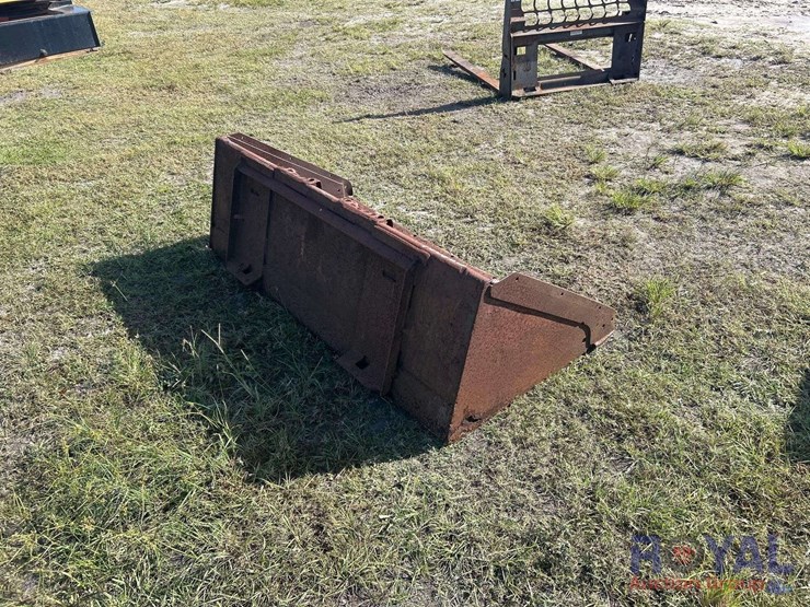 66in-bucket-skid-steer-attachment-image-3