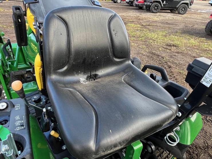 2018-john-deere-1025r-image-29