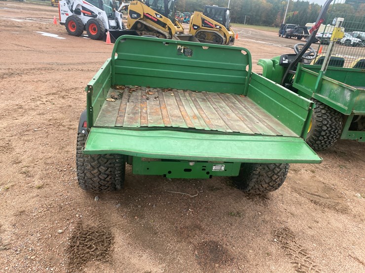 john-deere-gator-image-6