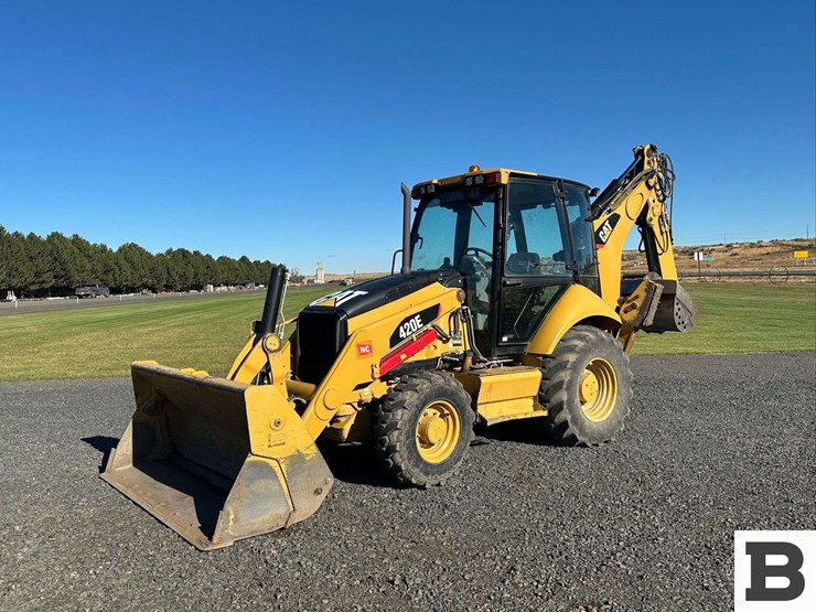 2012-caterpillar-420e-image-1