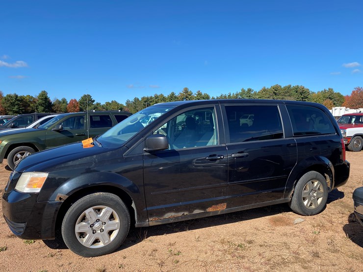 2009-dodge-grand-caravan-se-image-7