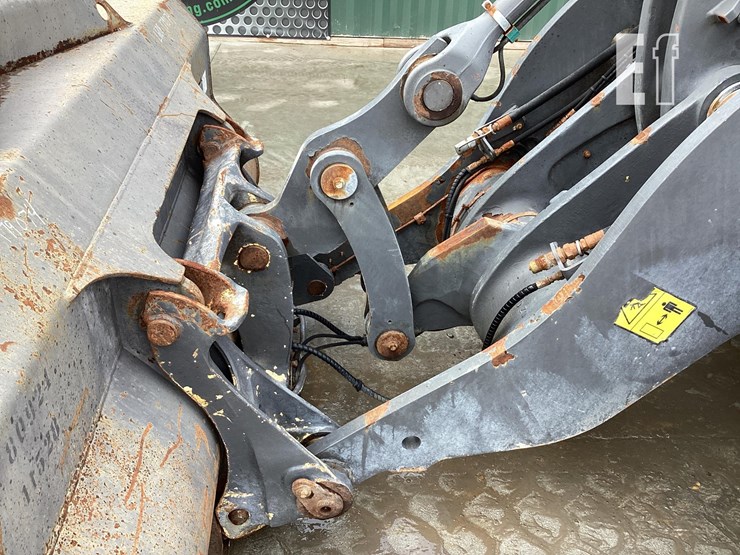 2021-volvo-l70h-image-10