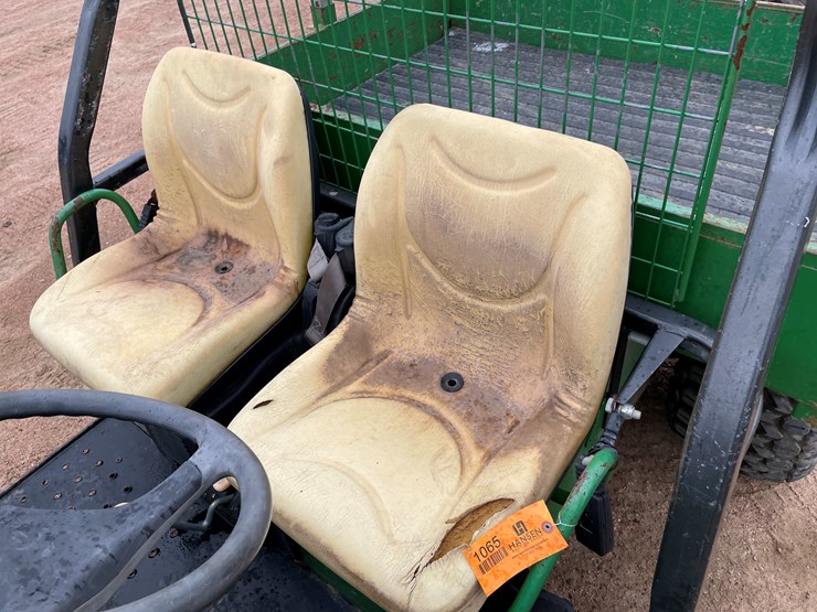 john-deere-gator-image-30