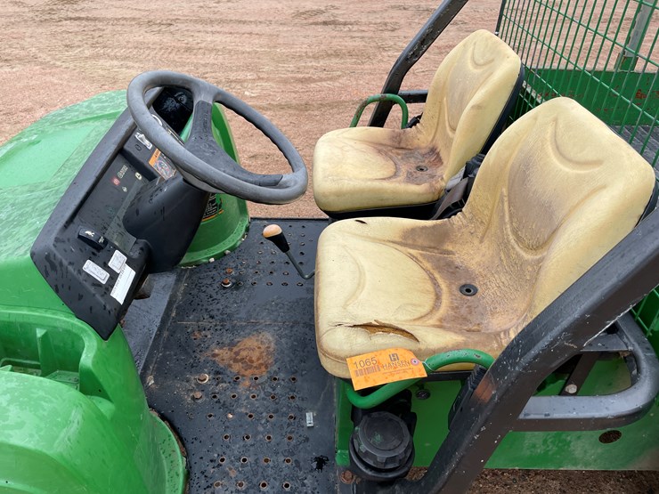 john-deere-gator-image-26