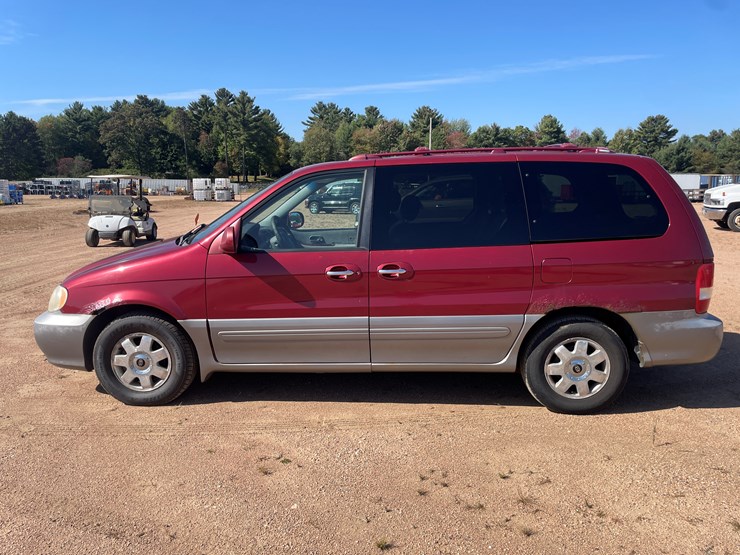 2003-kia-sedona-image-2