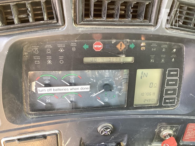 2002-deere-tc44h-image-16